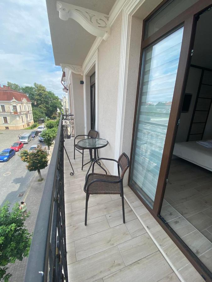 City Centre Apartment Kolomyja Esterno foto