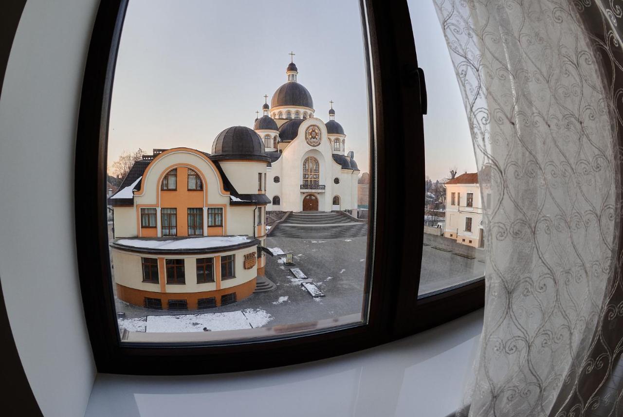 City Centre Apartment Kolomyja Esterno foto