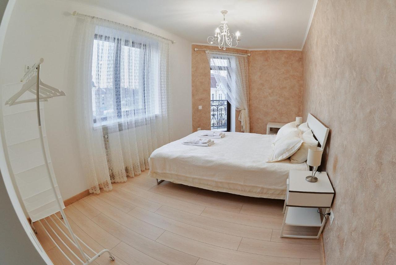 City Centre Apartment Kolomyja Esterno foto